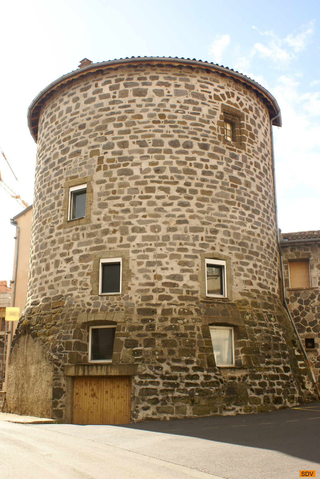 Tour principale du Castellum du Pays de Loudes